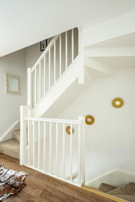 Roseberry Cottage - Lower Mill Estate Somerford Keynes المظهر الخارجي الصورة